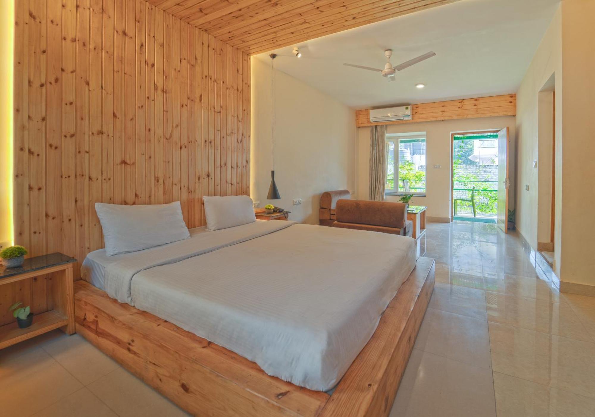 Swiss Cottage And Spa By Salvus Ришикеш Экстерьер фото